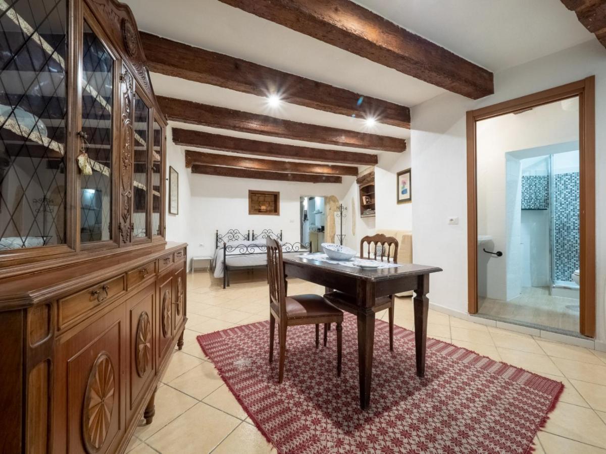 Lamarmora 26 Cagliari Luaran gambar